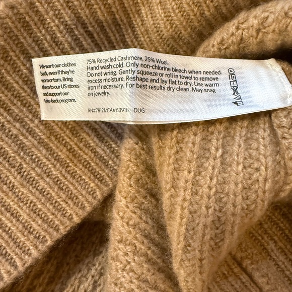 NWT Eileen Fisher Lofty Recycled Cashmere Crew Neck Sweater Top, Size L - Picture 8 of 8